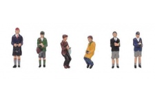 BACHMANN SCENECRAFT 36-401 TRAINSPOTTERS FIGURES SET