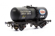 Dapol C036 Kitmaster Esso Tank Wagon OO Gauge Plastic Kit