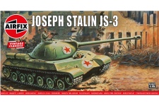 Airfix 1:76 scale model tank kit of the Russian WWII Joseph Stalin tank