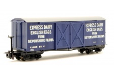 Bachmann Narrow Gauge 393-029 Bogie Covered Goods Wagon Express Dairy Company Blue