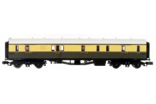 Dapol 2P-000-340 N Gauge Collett Coach BR Livery