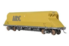 dapol-4f-081-102-p-and-d-jha-middle-hopper-arc-olive-and-grey-oo-gauge