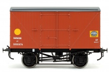 Dapol 7F-016-003 10 Foot Chassis Wagon B880876 Fyffes Banana Van Bauxite