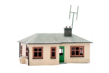 Dapol C021 Detached Bungalow OO Gauge Plastic Kit