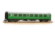 Graham Farish 374-462 SR Bulleid Composite Corridor BR