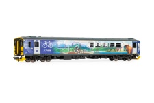 hornby-r30146-scotrail-class-153-no-153305-2