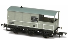 Oxford Rail OR76TOA004 OO Gauge Toad Brake Van BR 6 Wheel Plated Wolverhampton No. 56962