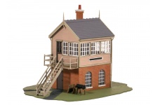 Ratio 500 GWR Half Brick Signal Box OO Gauge