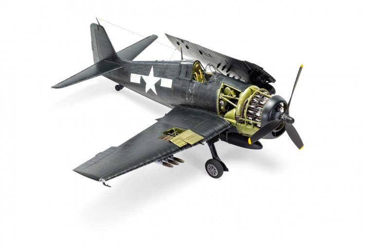 airfix-a19004-grumman-f6f-5-hellcat-picture-1
