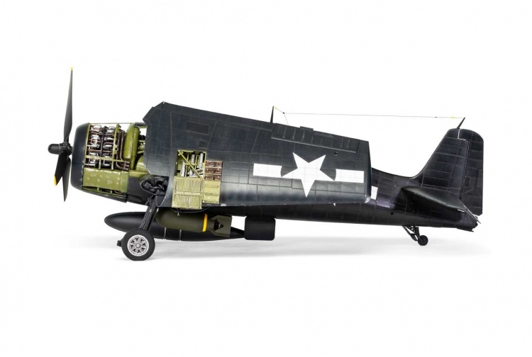 airfix-a19004-grumman-f6f-5-hellcat-picture-2