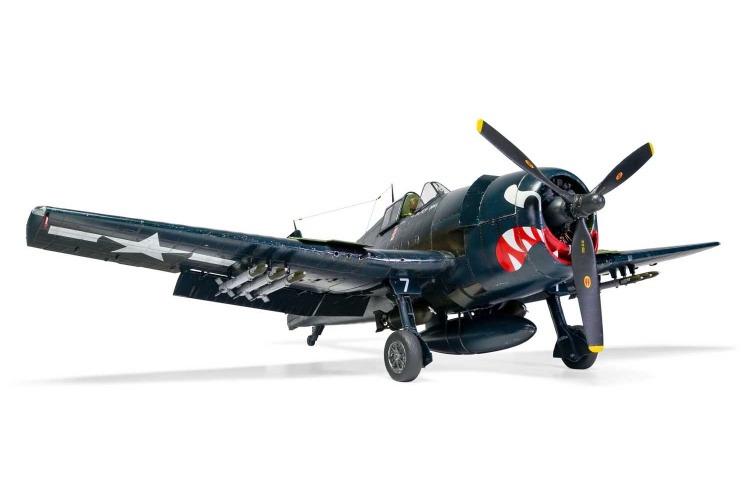 airfix-a19004-grumman-f6f-5-hellcat-picture-4