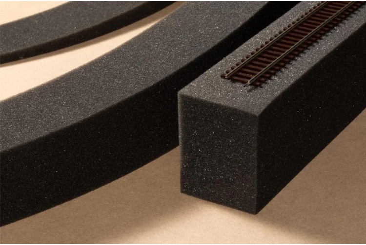 Auhagen 44598 Foam Embankment Extension For N Gauge Model Railways