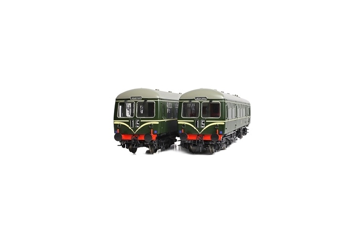 bachmann-branchline-31-326b-class-105-2-car-dmu-br-green-speed-whiskers-3