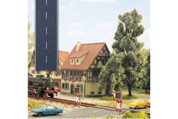 Busch 7081 Asphalt Highway 1000mm by 32mm Example Layout 2
