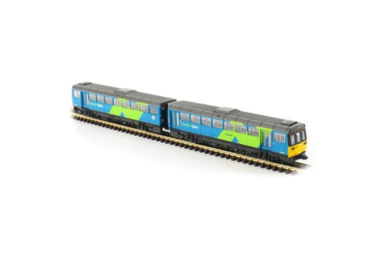 Dapol Nd116C Class 142 025 Northern Spirit DMU