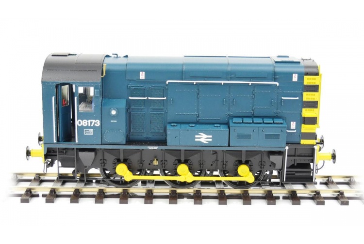 dapol-7d-008-011-class-08-br-blue-08173-no-ladder-right-side