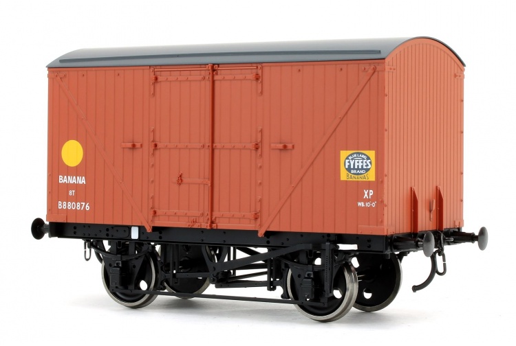 Dapol 7F-016-003 10 Foot Chassis Wagon B880876 Fyffes Banana Van Bauxite Rear Left