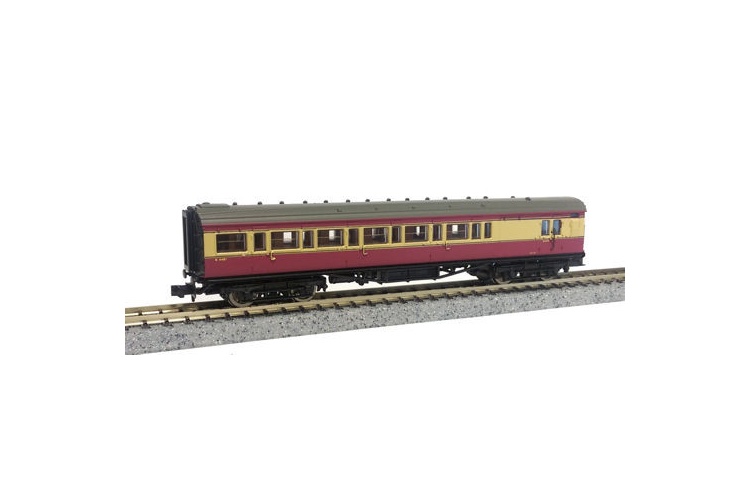 gaugemaster-da2p-012-651-maunsell-coach-br-brake-3rd-class-crimson-cream