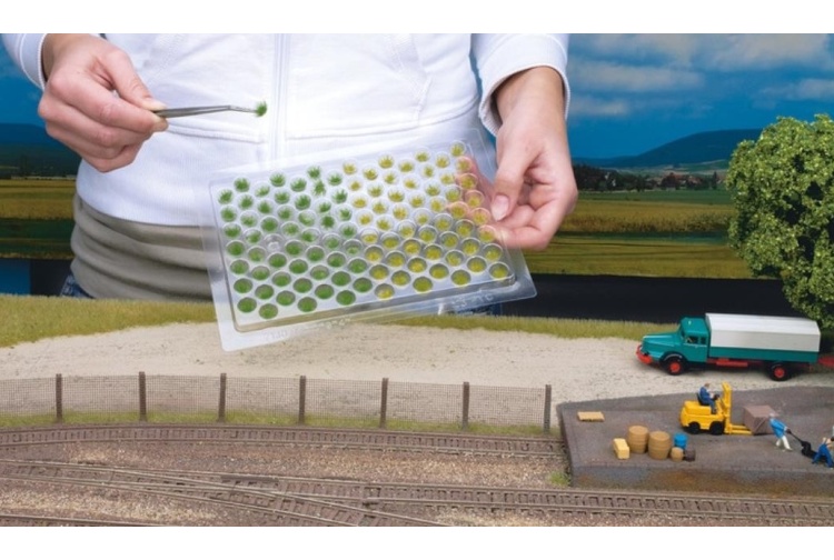 gaugemaster_noch_07041_grass_tufts_xl_field_plants_2