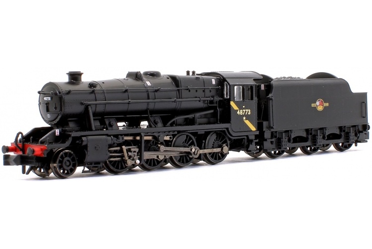 Graham Farish 372-163DS LMS Stanier Class 8F BR Black (Late Crest) No. 48773 With DCC Sound Front Left
