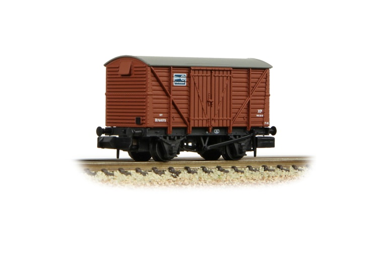 graham-farish-373-705a-n-gauge-br-12t-ventilated-van-planked-sides-br-bauxite-early-ici-fertiliser