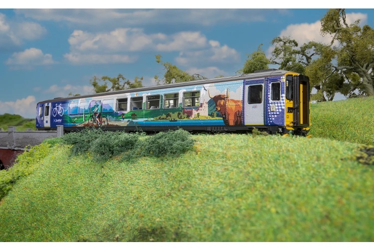 hornby-r30011-scotrail-class-153-no-153377-oo-gauge-1