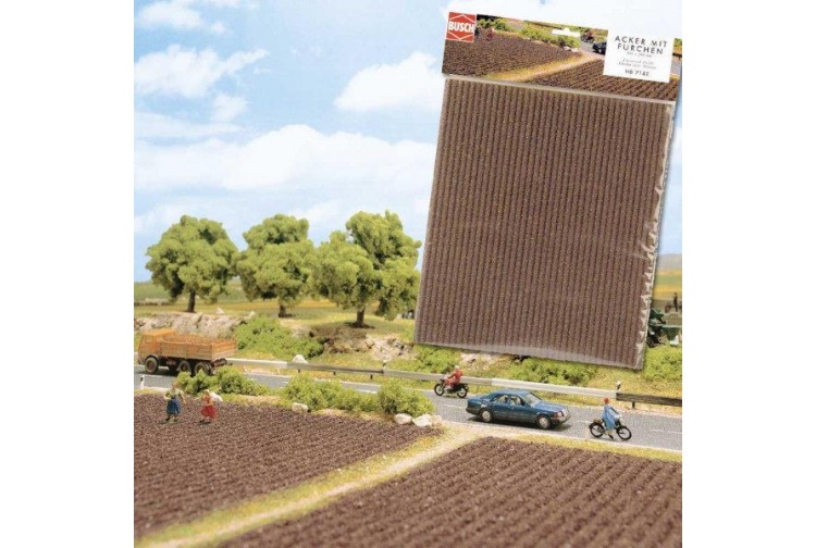 Busch 7182 Ploughed Field Ploughed Field Scenery For OO Scale Model Railways