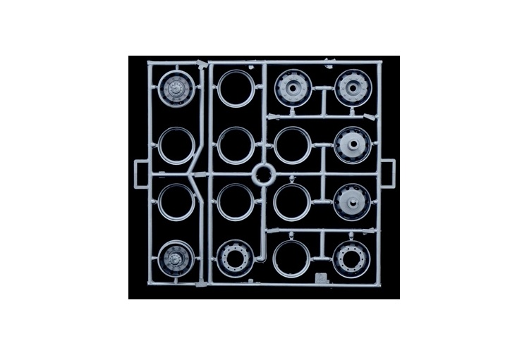 Italeri 3923 Volvo F16 Globetrotter 1:24 Scale Kit Sprue 6
