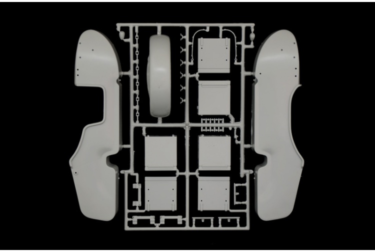 Italeri 7403 German Military BMW R75 Motorcycle And Sidecar Parts 1
