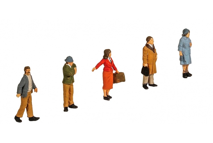 Modelscene 5302 Standing People OO Gauge Figures Set