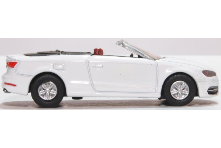 Oxford Diecast 76S3001 Audi S3 Cabriolet Glacier White Offside