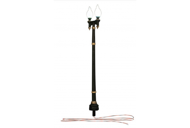 Woodland Scenics JP5640 Double Lamp Post Street Lights